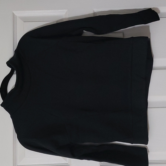 Black sweatshirt - Picture 1 of 5